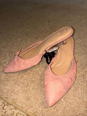 Pointed Pink Suede Slingback Flats - Women size 8, 9, 10
